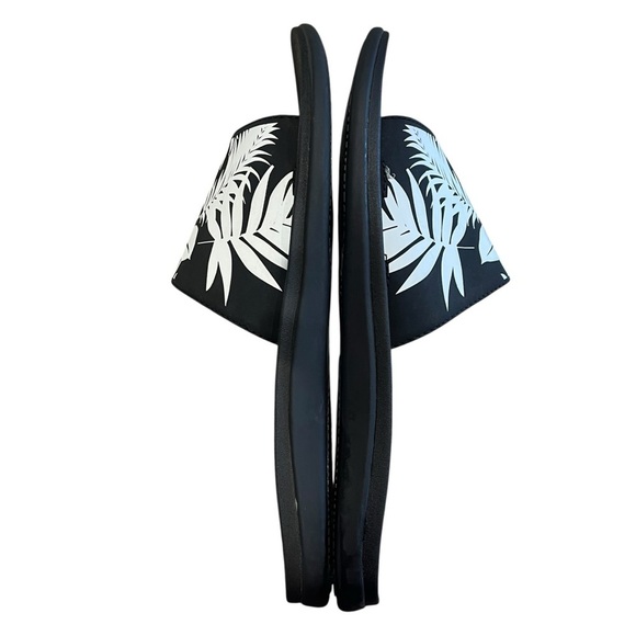 OluKai Slides Women’s Size 11 Black White Punua 'Olu Slip On Sandals Summer - Picture 4 of 13